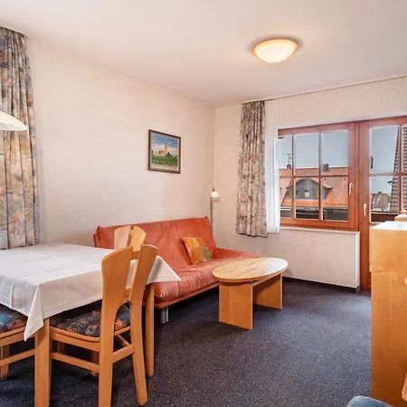 Haus Baden Semesterbostad